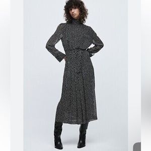 Brandnew Zara maxi polkadots dress